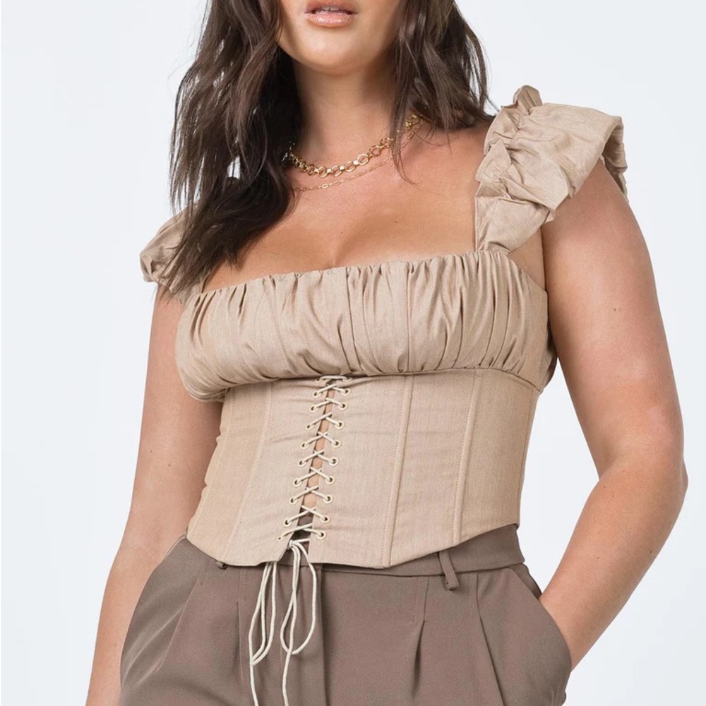 Harry Top Beige Princess Polly